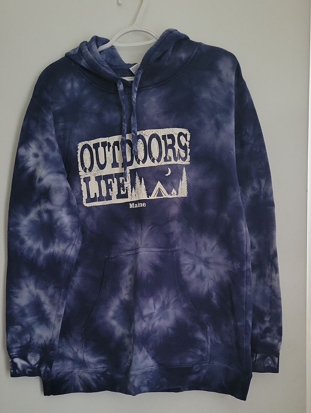 Outdoors Life Maine Tie-Dye Blue Hooded Sweatshirt